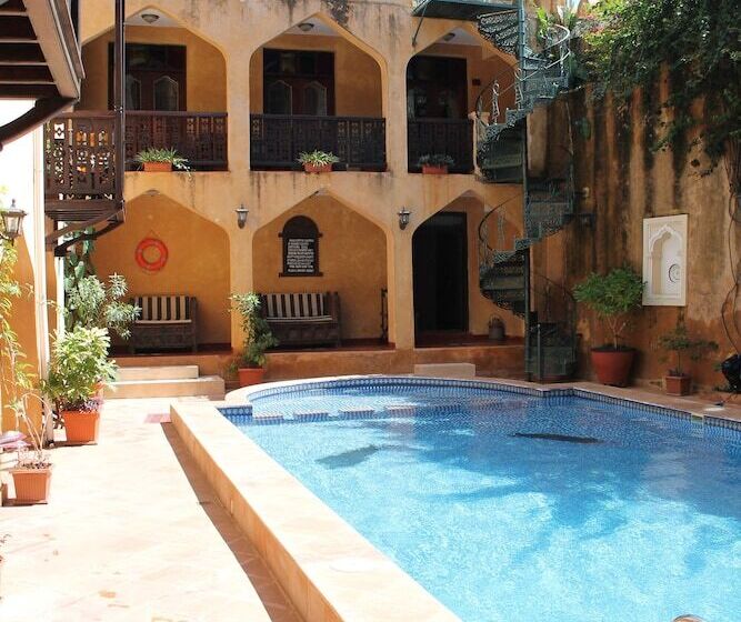 标准间带游泳池, Mizingani Seafront