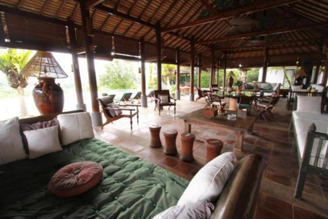 ‫فيلا غرفة نوم واحدة, R Hotel Rancamaya