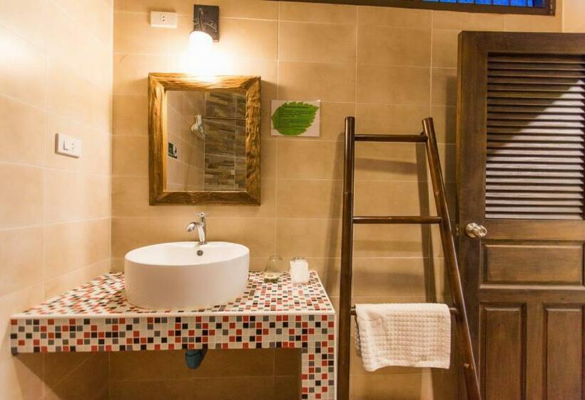 Номер Стандарт, Somwang Boutique