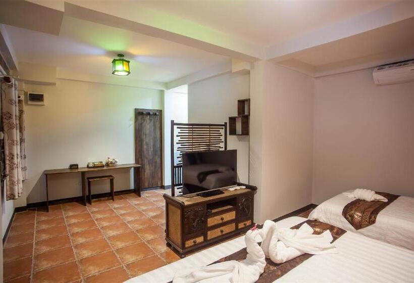 Семейный Номер, Somwang Boutique