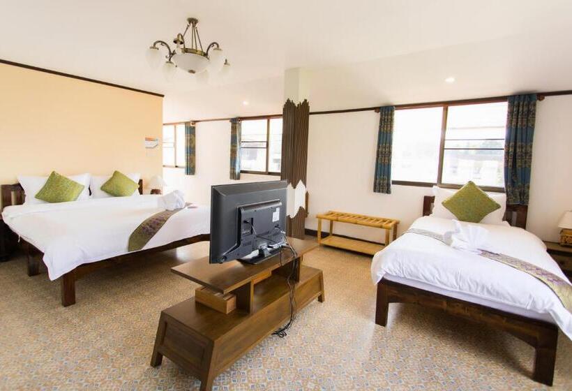 Семейный Полулюкс, Somwang Boutique