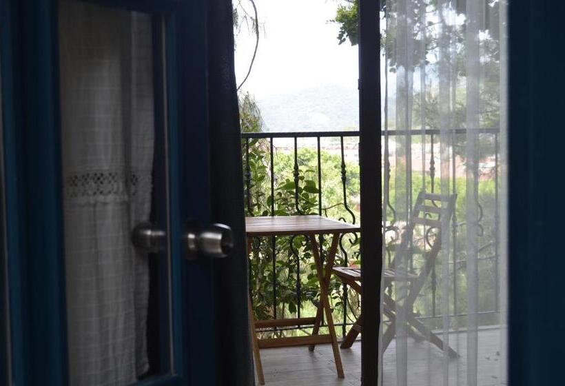 Номер Стандарт, Symbola Oludeniz Beach