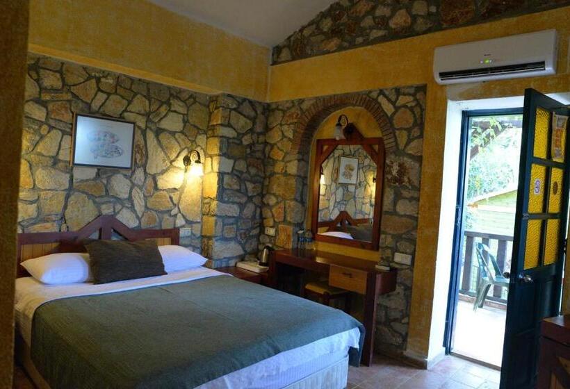 Номер Стандарт, Symbola Oludeniz Beach