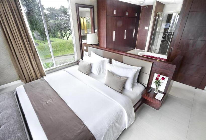 جناح مزوَّد بشرفة, R Hotel Rancamaya