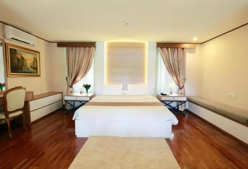 Vila 1 Dormitori, R Hotel Rancamaya
