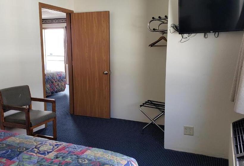 デラックスルーム, Fields Park Motel