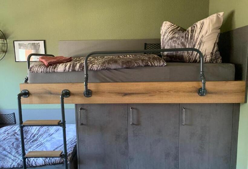 Номер Стандарт, Gästezimmer In Einer Ferienwohnung Thiele In Roßwein