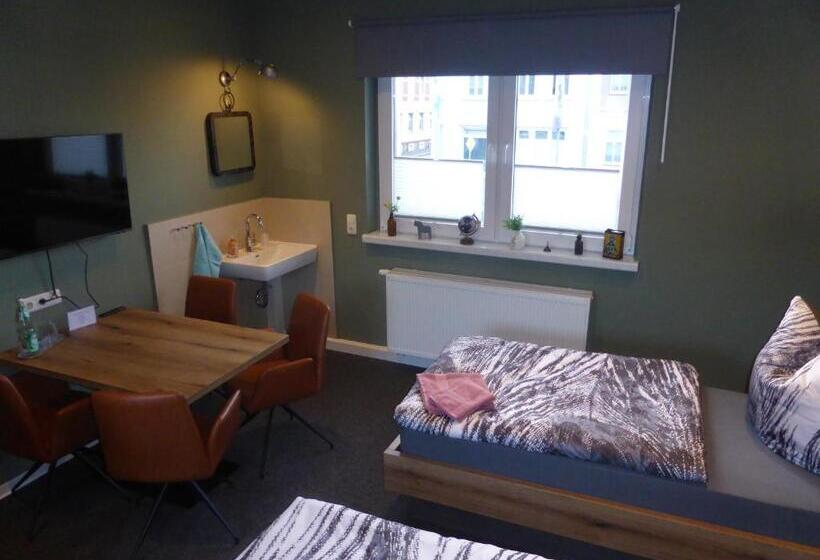 Номер Стандарт Трехместный, Gästezimmer In Einer Ferienwohnung Thiele In Roßwein