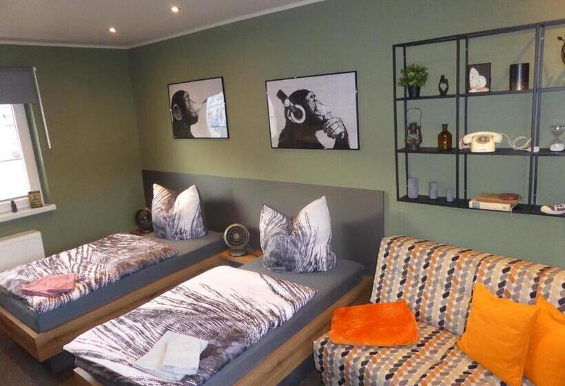 Номер Стандарт Трехместный, Gästezimmer In Einer Ferienwohnung Thiele In Roßwein