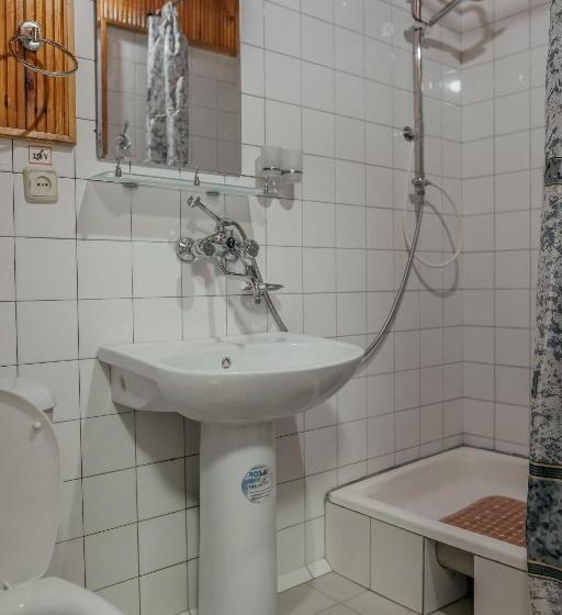 חדר קומפורט לשלושה, Sevara Guest House