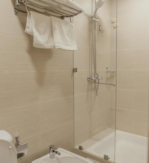 סוויטה משפחתית, Sevara Guest House