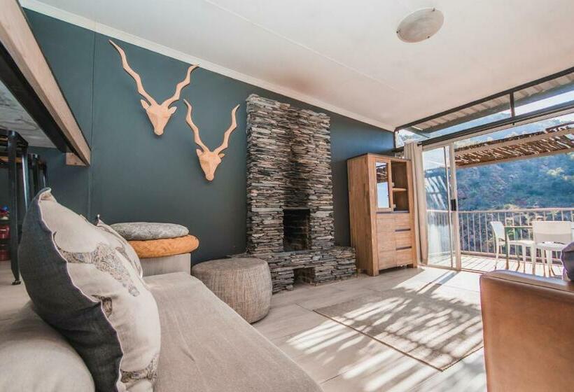 샬레, Thabela Thabeng