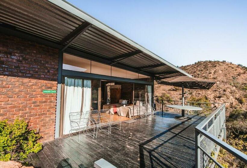 샬레, Thabela Thabeng