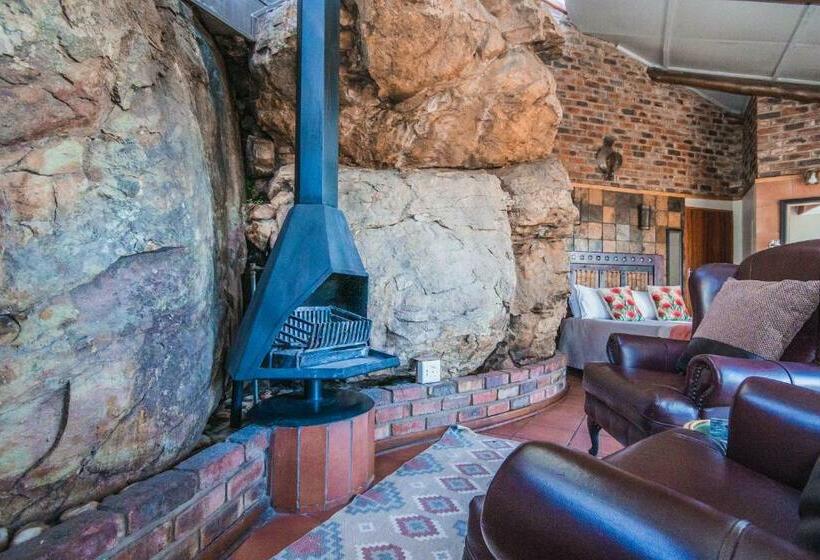 샬레, Thabela Thabeng