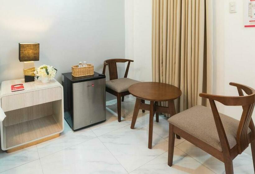 اتاق سوپریور, Monica Midtown Suites