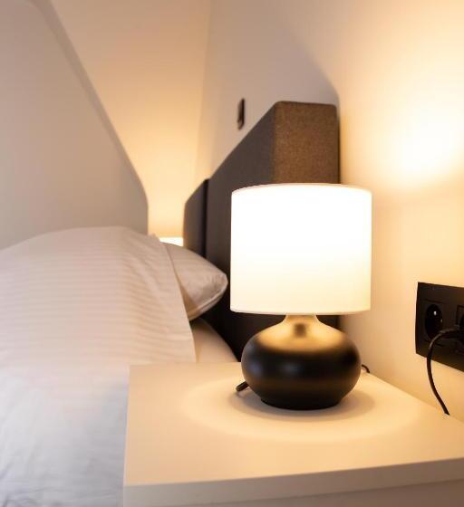 Номер Deluxe, Swaenenburg