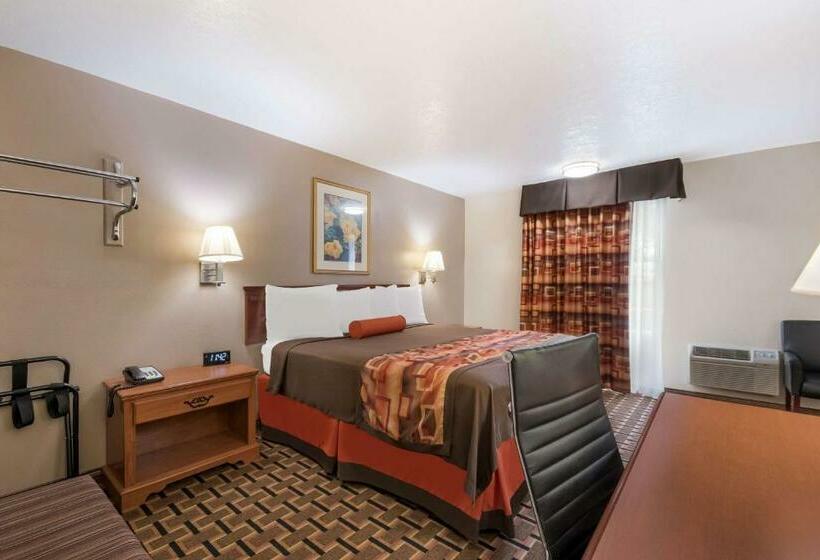 غرفة قياسية سرير كينج, Surestay Hotel By Best Western Duncan