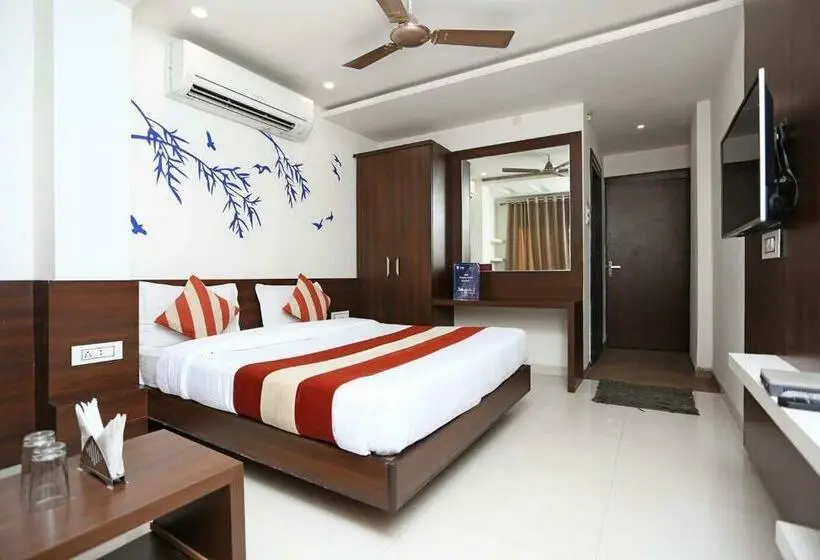 デラックスルーム, Fabhotel Manjeet