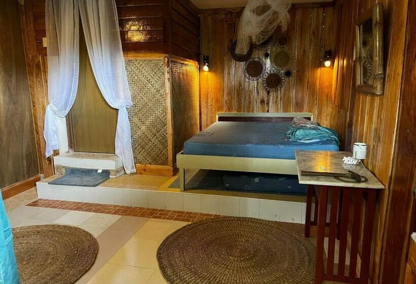 اتاق لوکس, Bohol Island Homestay