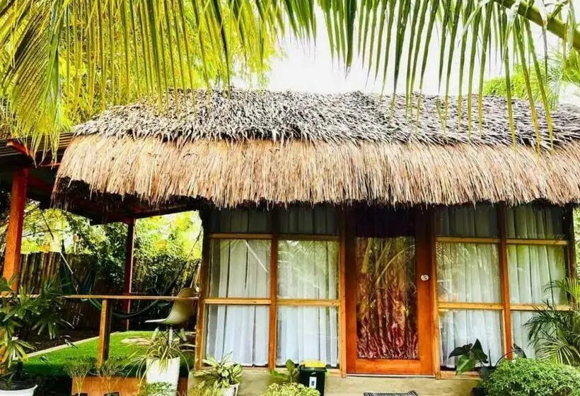 Perhehuone Puutarhanäkymä, Bohol Island Homestay
