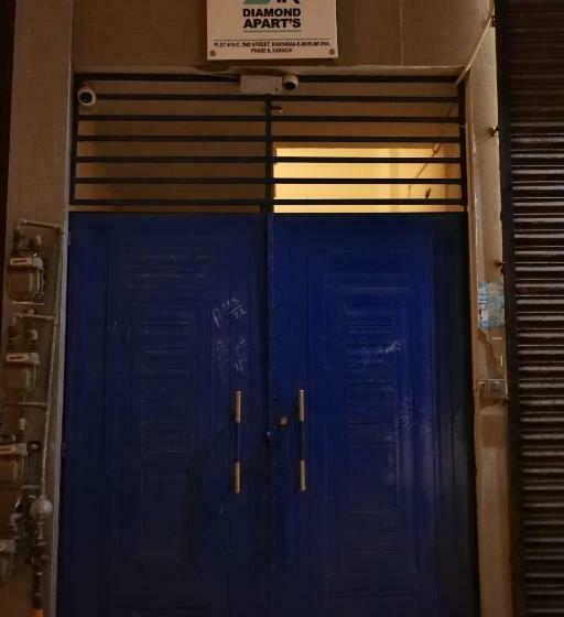 اتاق اکونومی, Diamond Apart S Dha Karachi