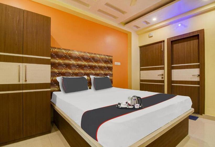 Habitació Triple Clàssica, Collection O 702663 Golden Residency