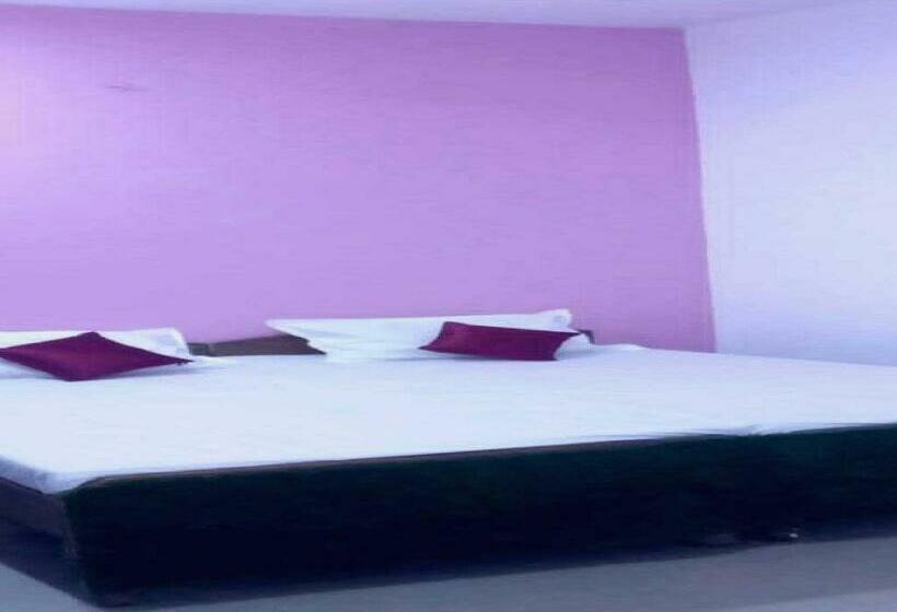 Üç Kişilik Klasik oda, Oyo 70187 Mayra