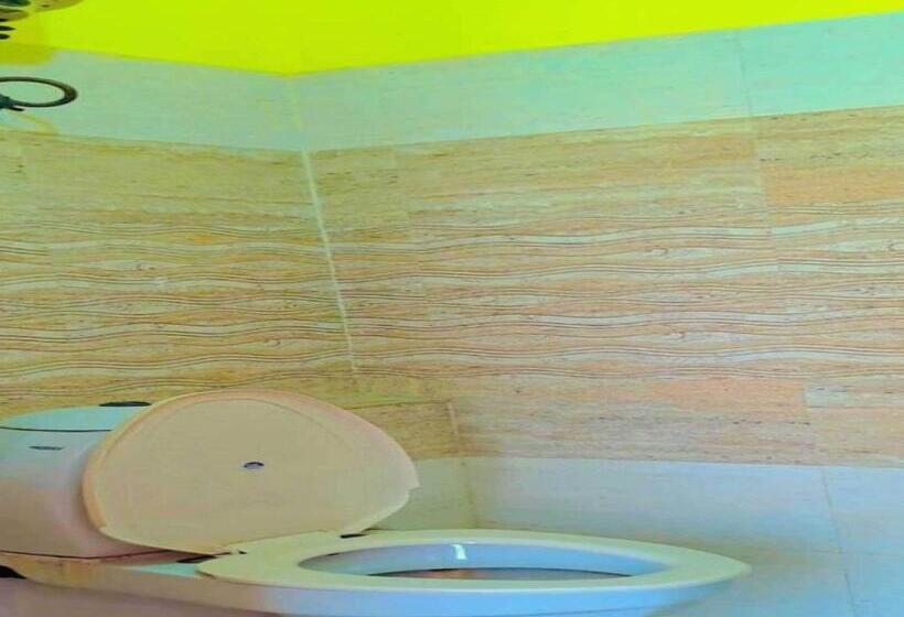 Üç Kişilik Klasik oda, Oyo 70187 Mayra