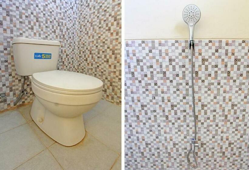 Номер Deluxe Кровать Кинг, Oyo 91881 Aratha Homestay