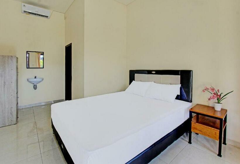 Номер Deluxe Кровать Кинг, Oyo 91881 Aratha Homestay