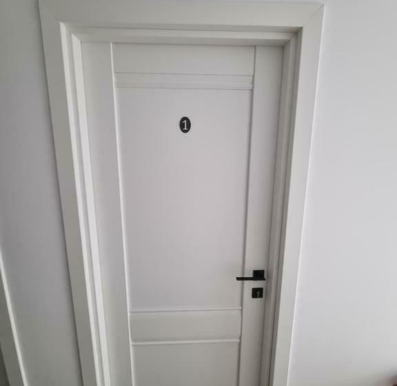 スタンダードルーム, Moldi Muzeu