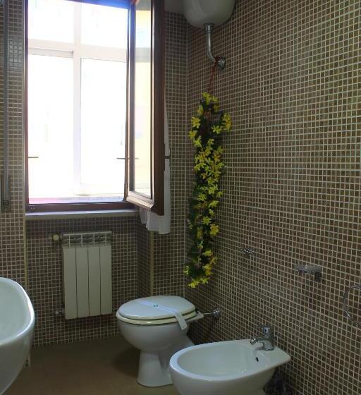 اتاق استاندارد چهار تخته, Stazione Centrale B&b
