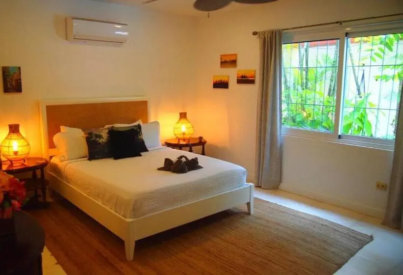 Deluxe-huone, Casa Vitality Bed And Breakfast   Playa Guiones, Nosara   4 Minute Walk To The Beach