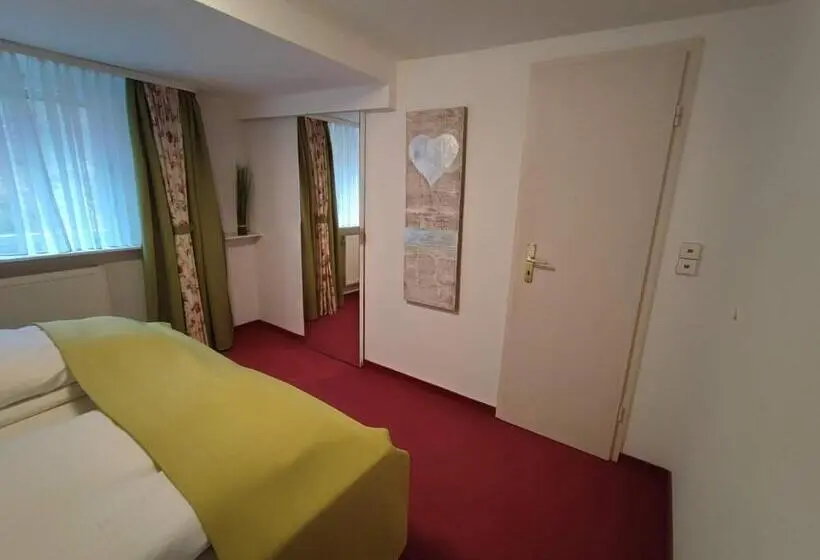 １ベッドルームアパートメント, Room In Guest Room   Pension Forelle   Doppelzimmer