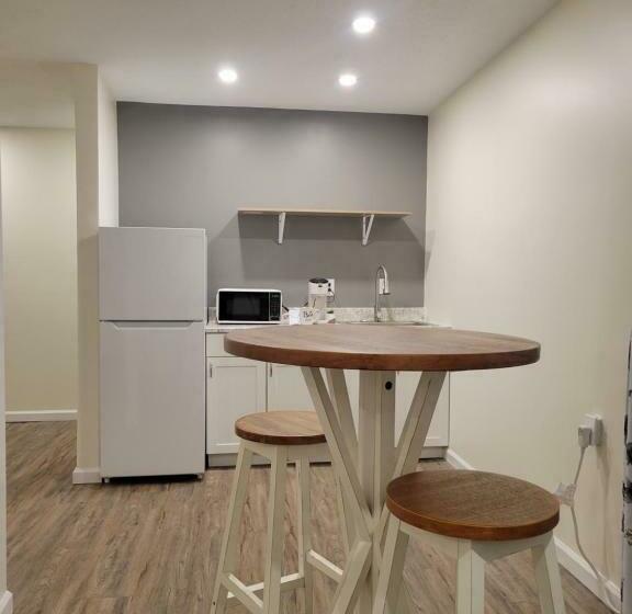 غرفة ديلوكس سرير كينج, The Honey Bee Motel