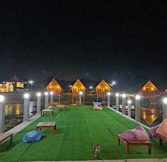 Семейный Номер, Resort & Resto Talaga Sundayana