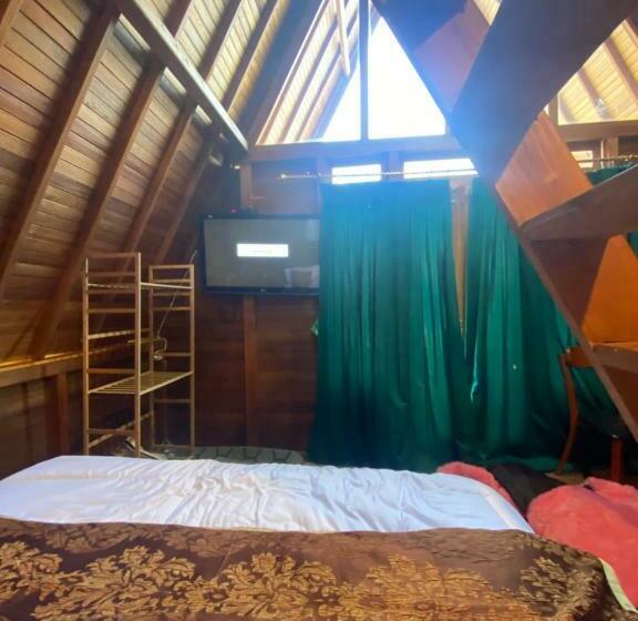 Семейный Номер Deluxe, Resort & Resto Talaga Sundayana