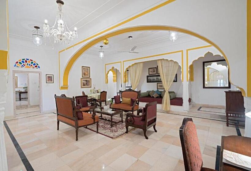 Quarto Deluxe, Alsisar Mahal Heritage