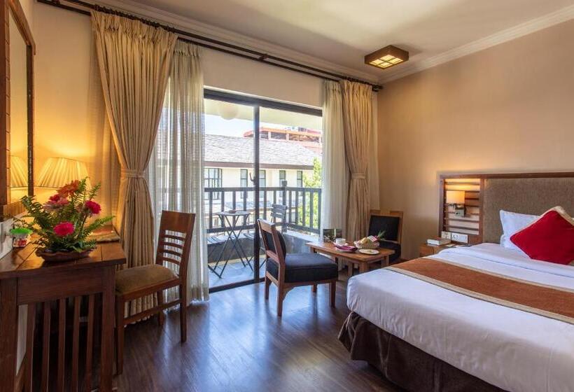 اتاق لوکس, Atithi Resort & Spa