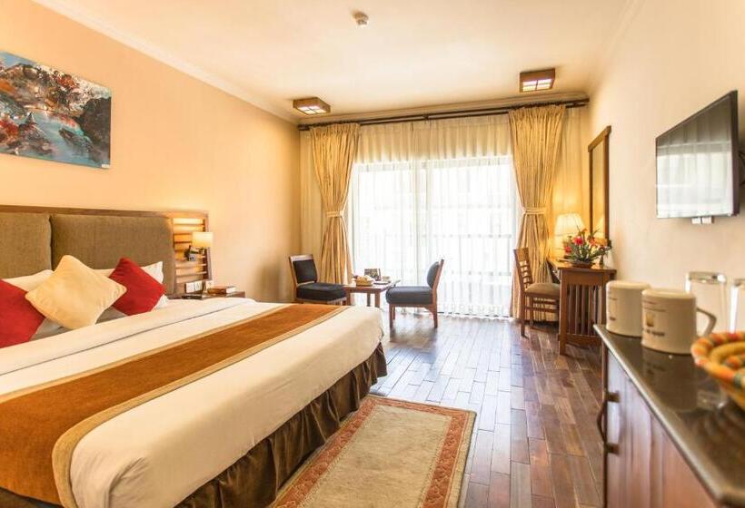 اتاق لوکس, Atithi Resort & Spa