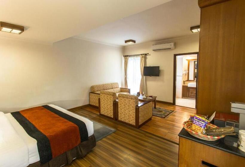 اتاق لوکس, Atithi Resort & Spa