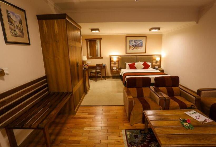 اتاق لوکس, Atithi Resort & Spa