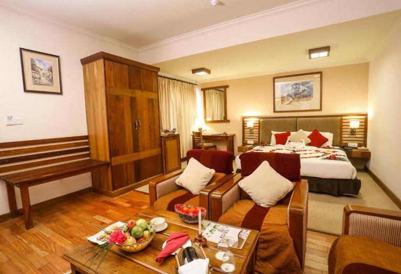 اتاق لوکس, Atithi Resort & Spa