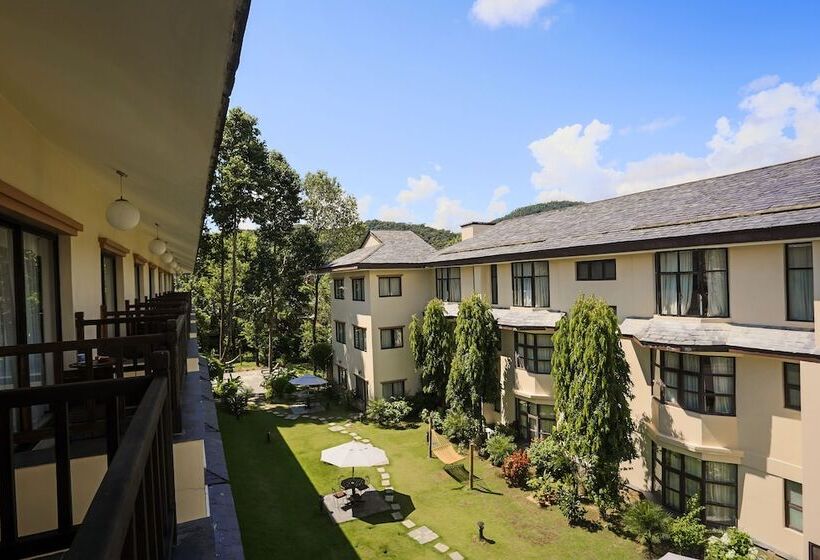 اتاق لوکس, Atithi Resort & Spa