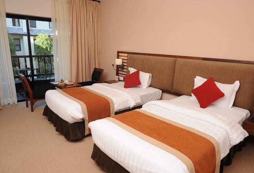 اتاق لوکس, Atithi Resort & Spa