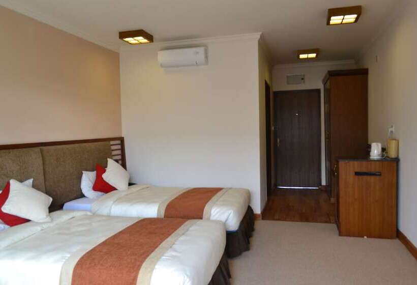اتاق لوکس, Atithi Resort & Spa