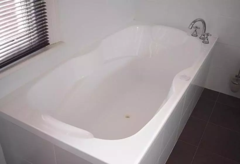 Standard-huone, Auldington