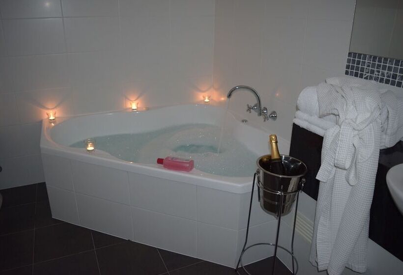 琮城市景观的豪华间, Auldington