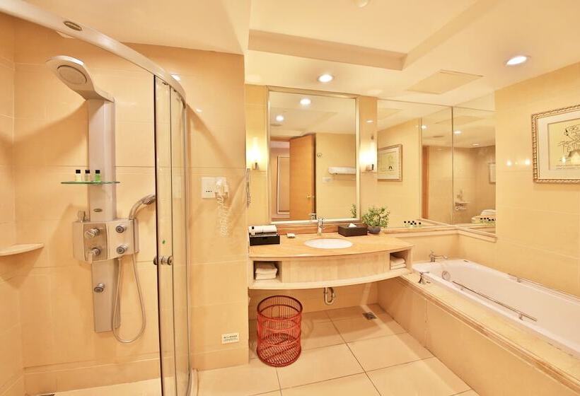 ファミリールーム, Xinhui Country Garden Phoenix