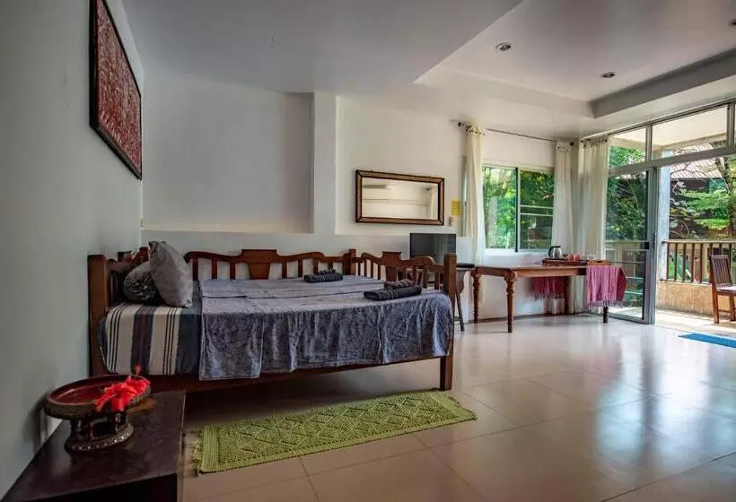سوییت با چشم‌انداز باغ, Good Time Sports Village Koh Mak